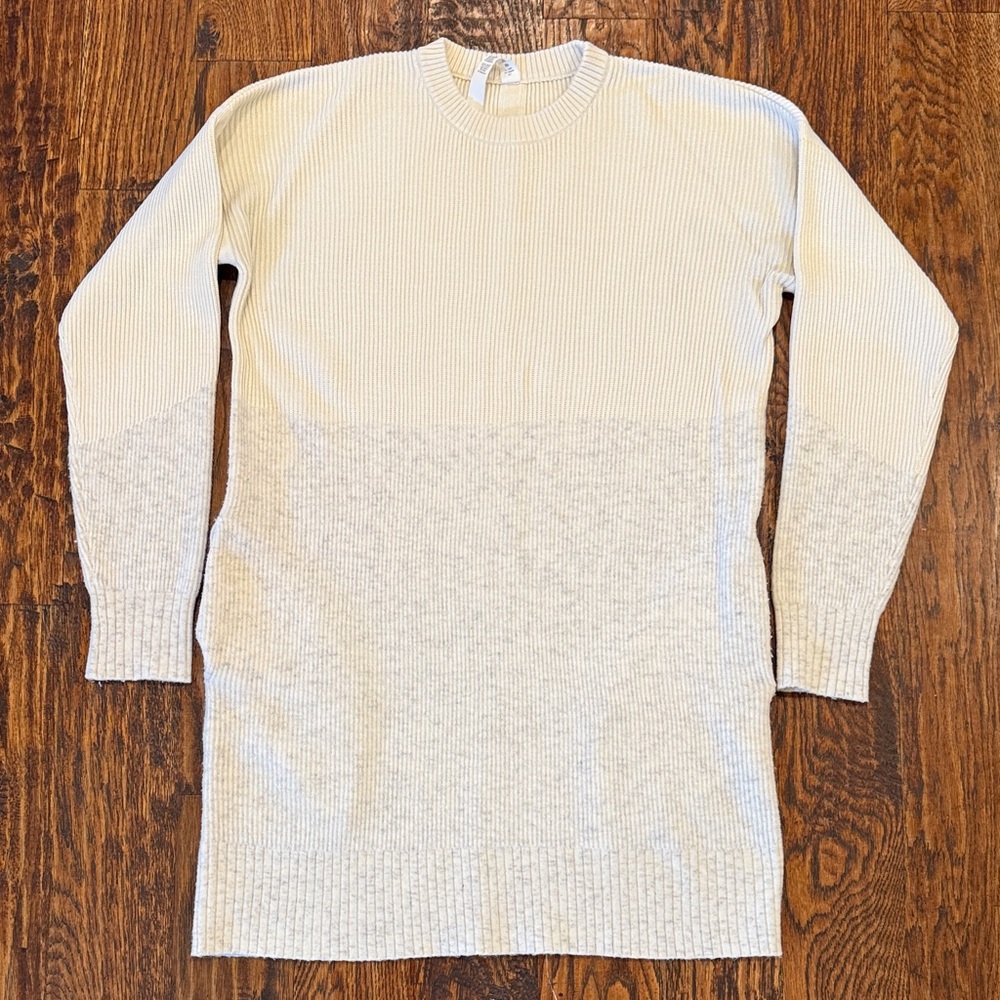 lululemon athletica Cream and Gray Tunic Sweater